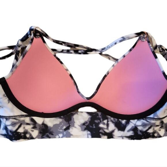 NWOT BUNDLE Victoria's Secret PINK Bonded Scoop Push-Up Bra XS - Picture 8 of 15